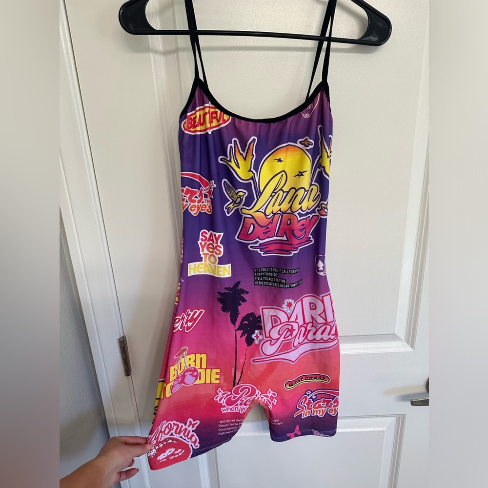 Lana Del Rey bodysuit in Paradise print
